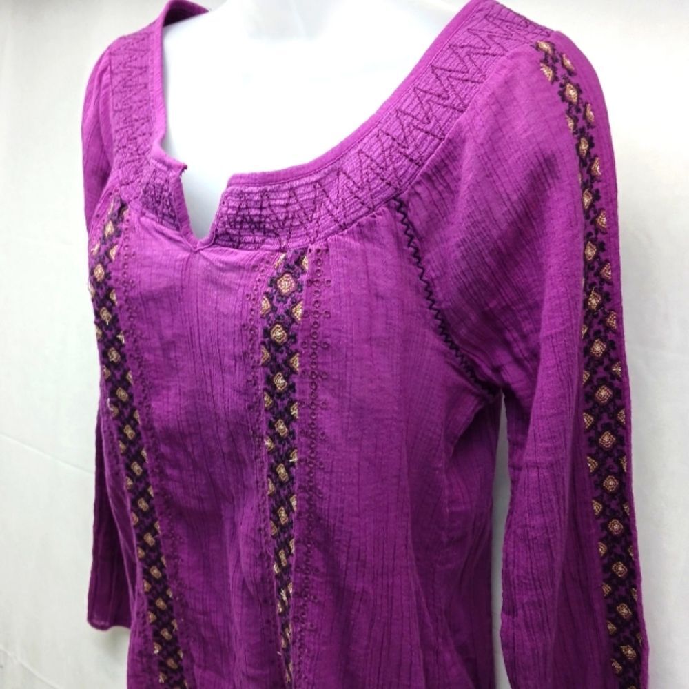 Nine West Embroidered Gauze Tunic/Blouse Smocked Scoop Collar Women's S Purple. - Picture 3 of 10
